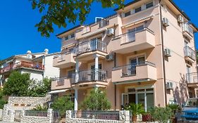 Amfora Apartments